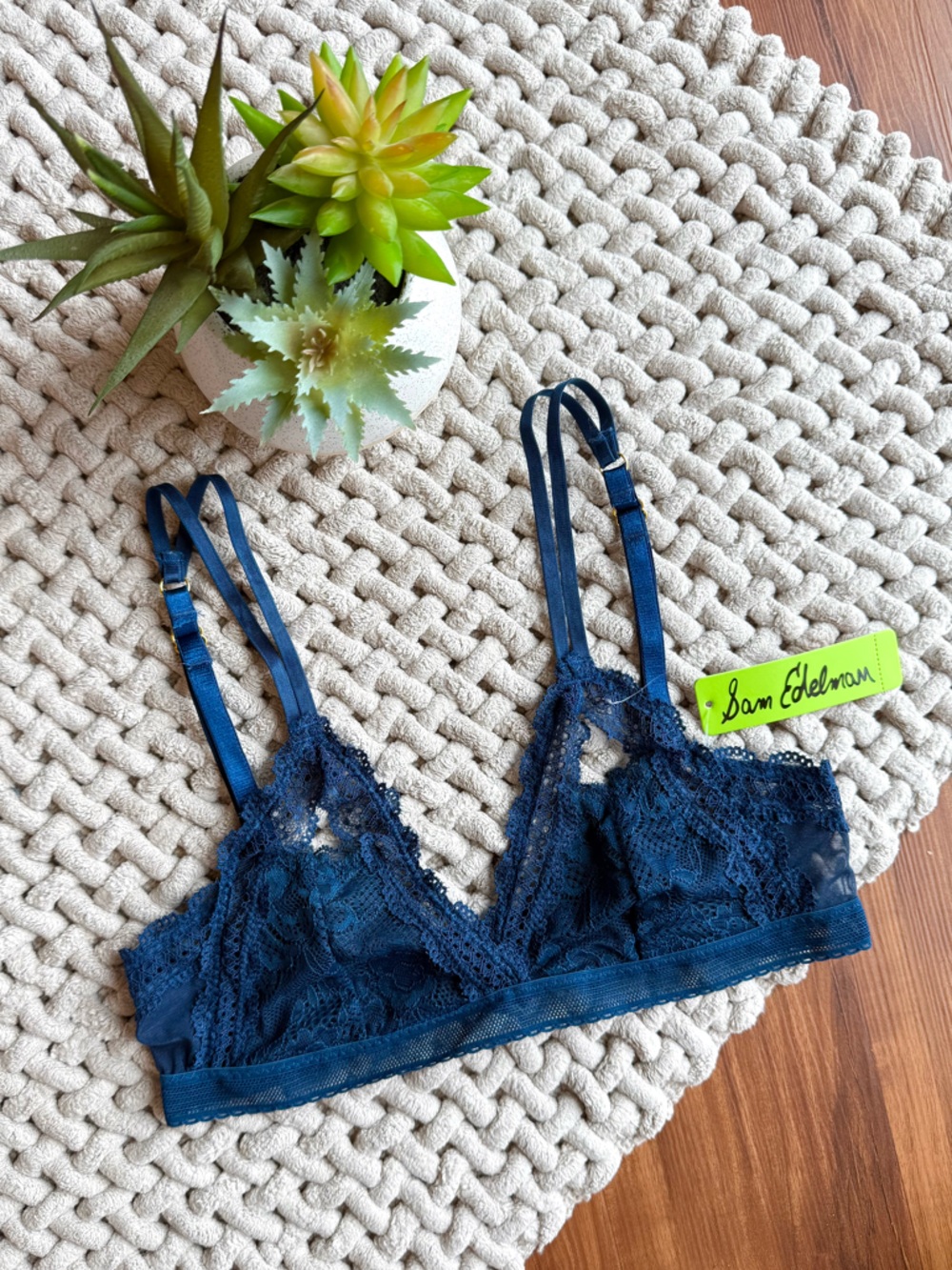 Sam Edelman | NWT Women’s Lace Triangle Cutout Bralette in Teal | Small